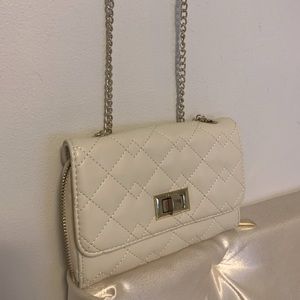 Small shoulder bag